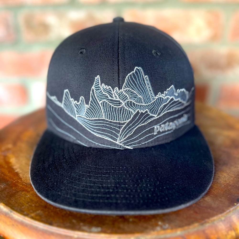 Patagonia - RARE! COLLECTORS HAT! VGUC. Black, “Roger That Hat”.